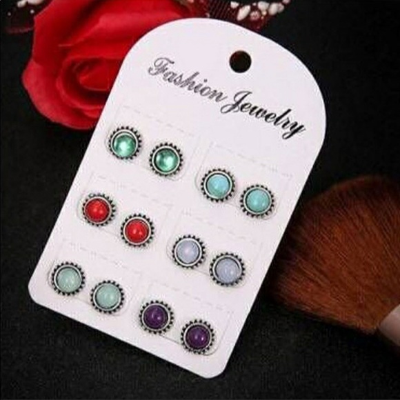ASSORTED COLORS STUD EARRINGS - Picture 4 of 4